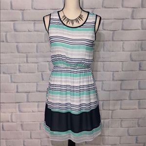 🧚🏽‍♀️ Pink Owl striped blue, white dress